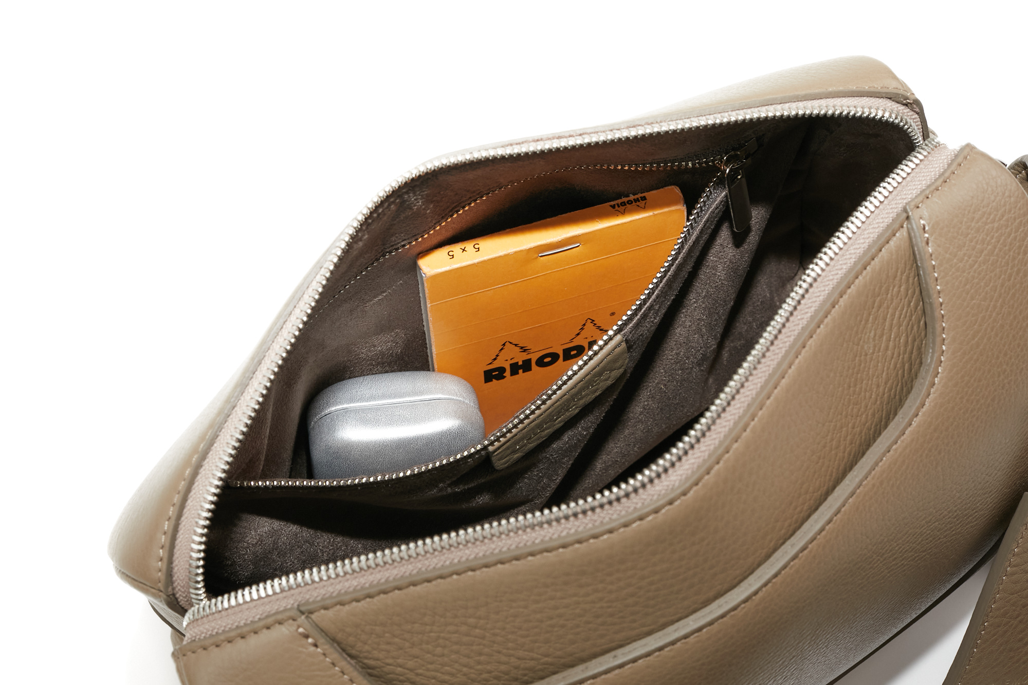 【しましま さん専用】1PIUTUGUALE3 x PELLE MORBIDA PELLE MORBIDA（ペッレ モルビダ） 【ケアセット＋安心の3年保証付