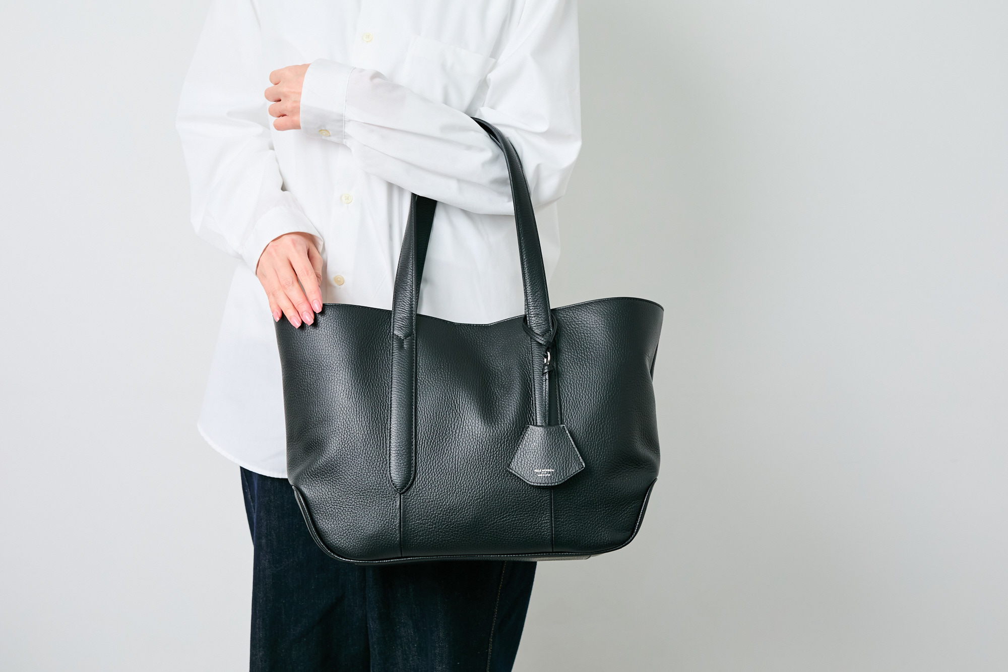 ペッレモルビダ 3年保証＋ケアセット付 PELLE MORBIDA ペッレモルビダ MAKI KANEKO×PELLE MORBIDA トートバッグ PMO-KCT013の画像