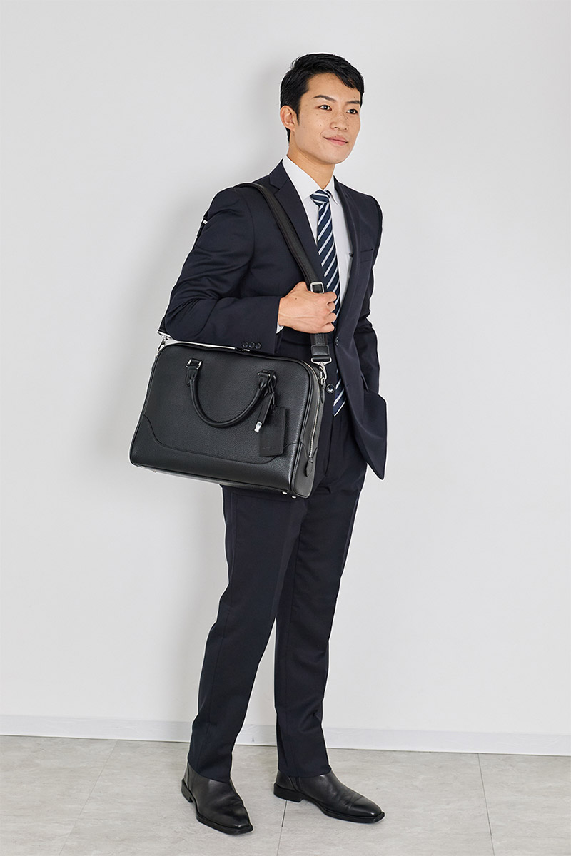 PELLE MORBIDA ペッレモルビダ Maiden Voyage メイデン ボヤージュ シュリンクレザー ブリーフバッグ 1室タイプ （ショルダーベルト付属） PMO-MB075の画像