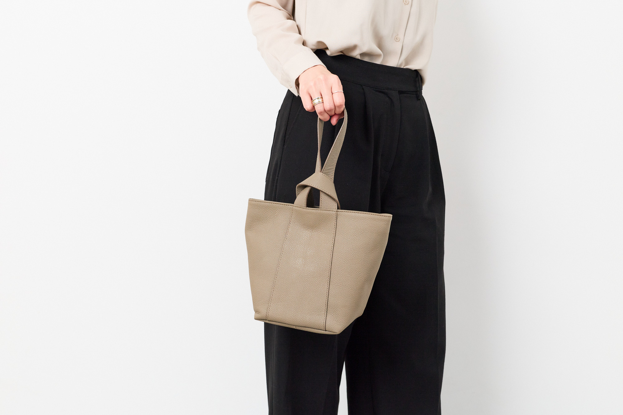 ペッレモルビダ　バック PELLE MORBIDA（ペッレ モルビダ） 3年保証＋ケアセット付 Women's