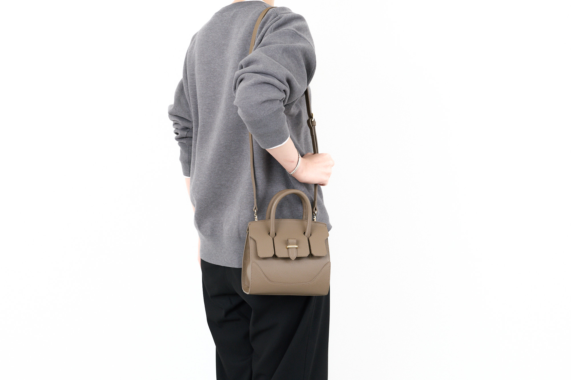 PELLE MORBIDA（ペッレ モルビダ） 3年保証＋ケアセット付 Vela ヴェ