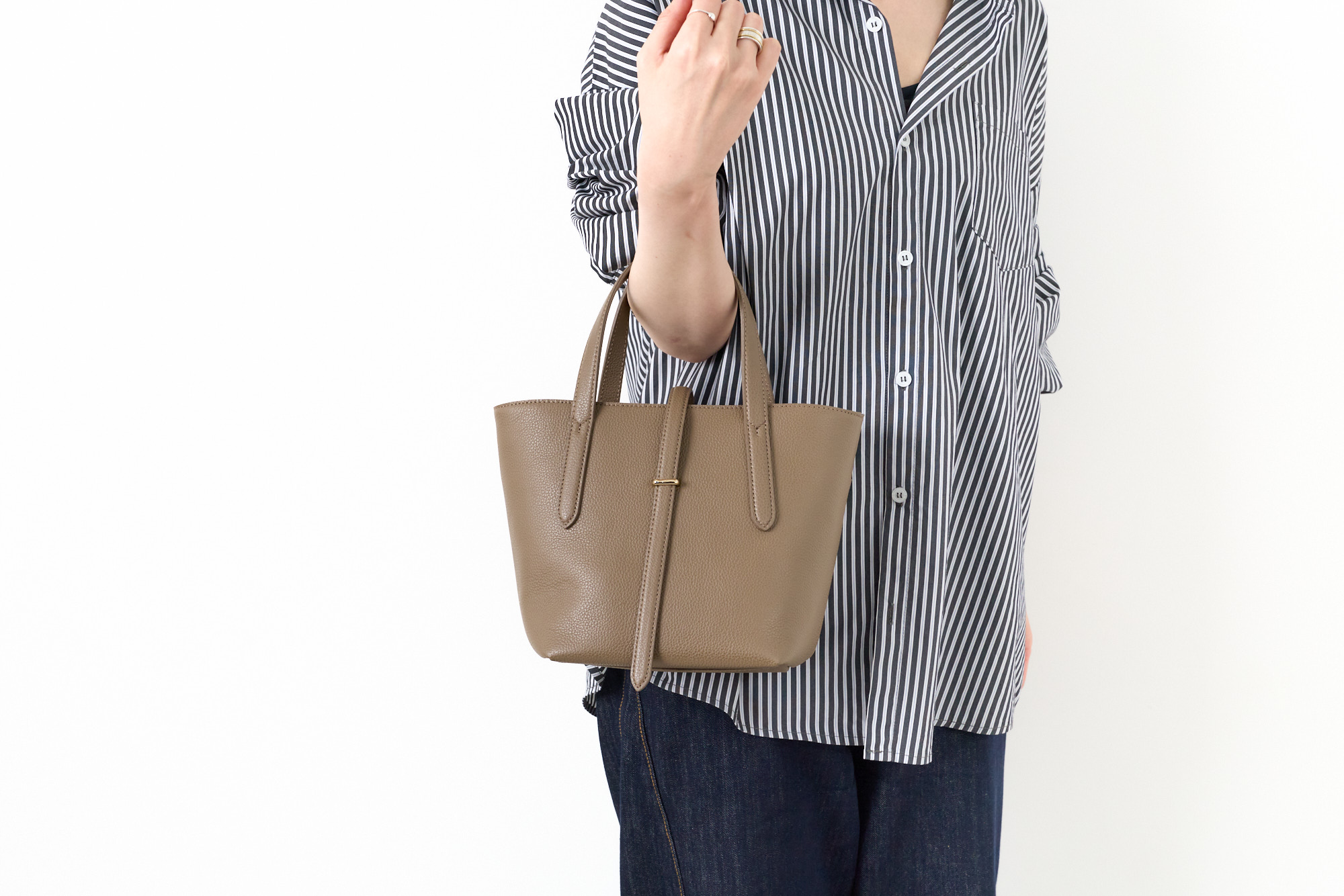 ペッレモルビダ 3年保証＋ケアセット付 PELLE MORBIDA ペッレモルビダ Vela ヴェ−ラ ミニトートバッグ PMO-VE108の画像