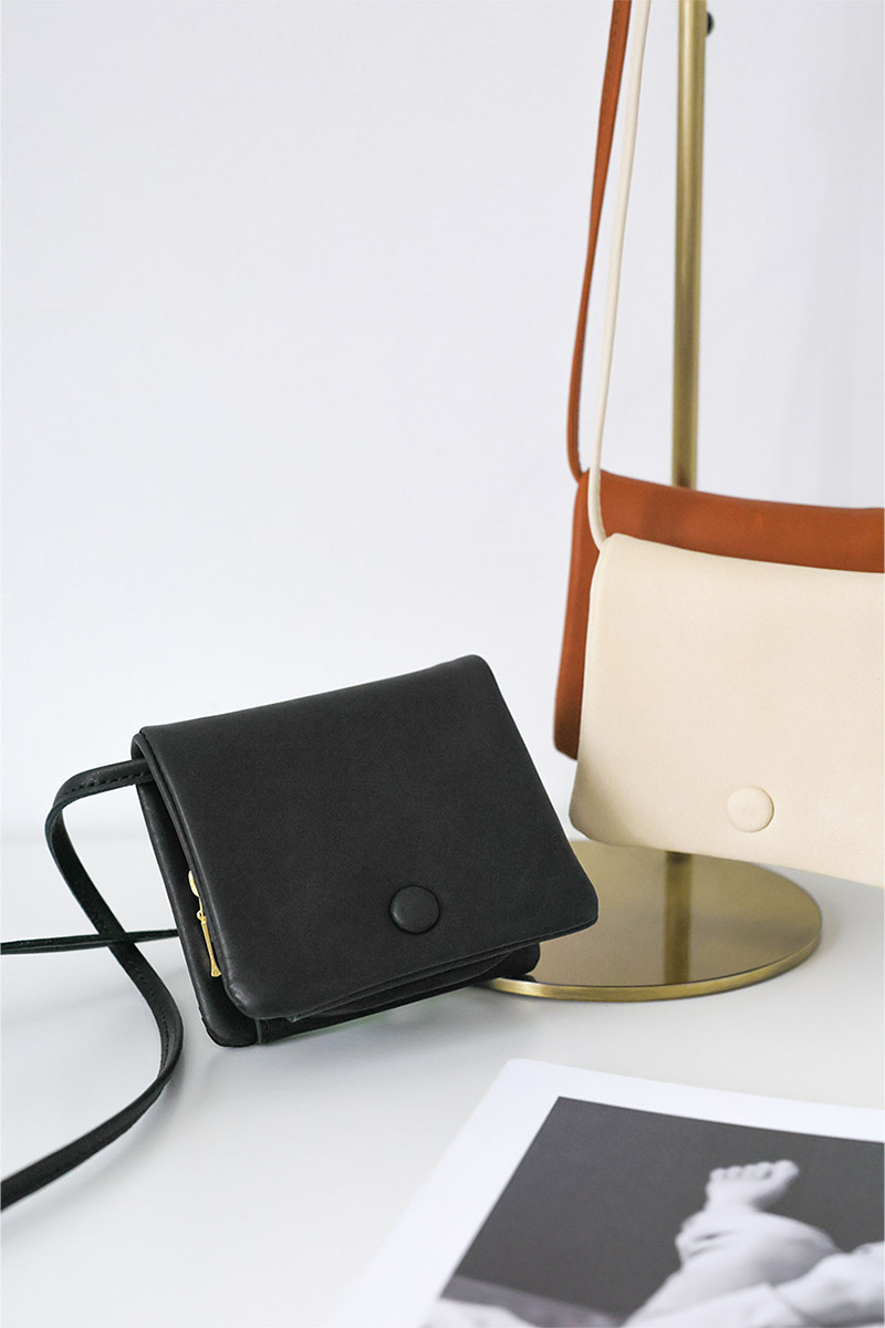 タイドウェイ 3年保証＋プレゼント付 TIDEWAY タイドウェイ NUTS WALLET SHOULDER T3148の画像