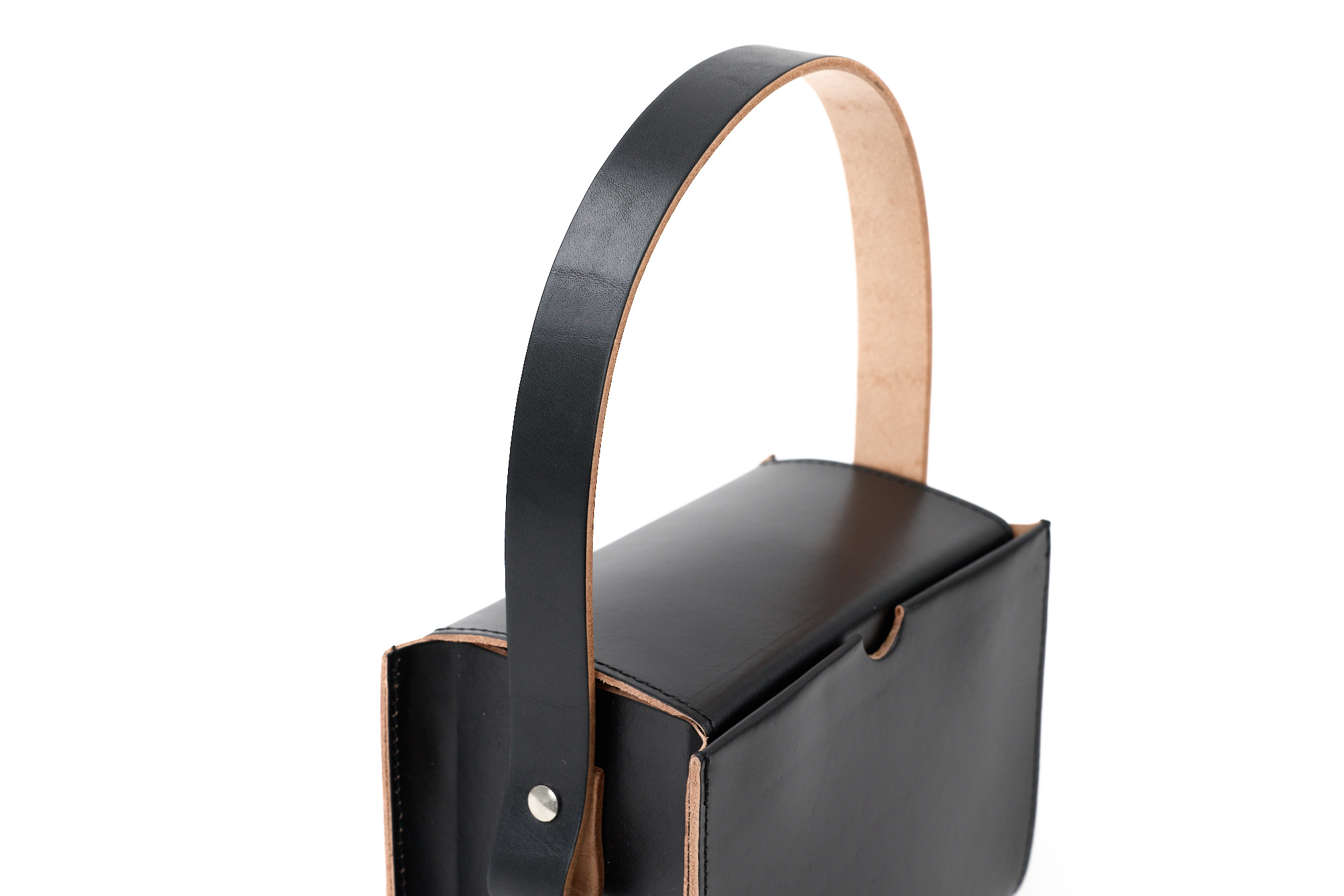 TIDEWAY（タイドウェイ） 3年保証＋プレゼント付 NFC VANITY BOX BAG