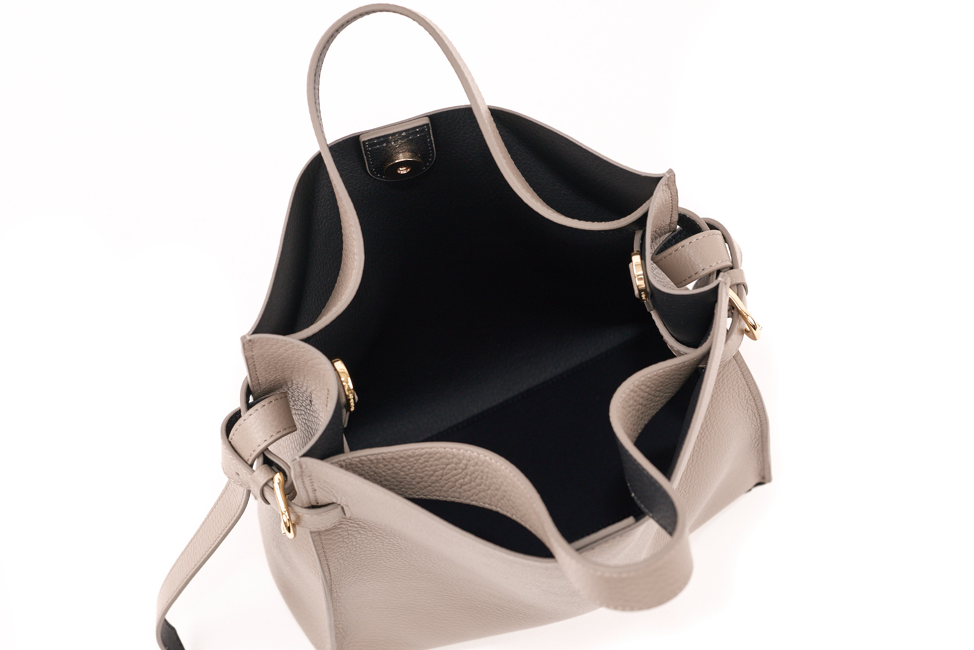 VIOLAd'ORO（ヴィオラドーロ） 【ブランドポーチ付】 TRERO トレロ W