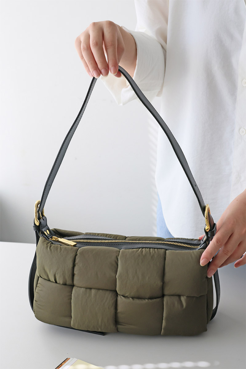 VIOLAd'ORO（ヴィオラドーロ） 10%クーポン付 ELMO エルモ ワン