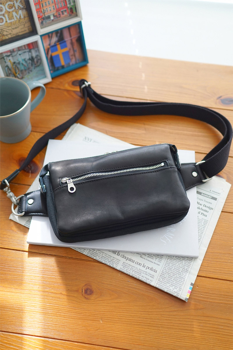 BAGGY PORT（バギーポート） 3年保証付 グローブレザー ボディバッグ