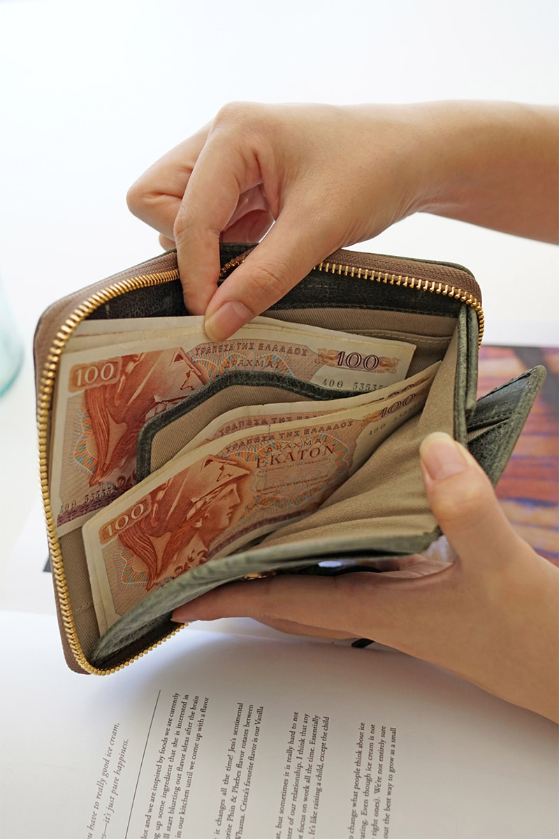 BAGGY PORT（バギーポート） 【安心の3年保証付】 KUDU クーズー 小銭入れ付き二つ折り財布（ラウンドファスナー式） ZKM-901 :  こだわりのブランド Sentire-One - 通販 - Yahoo!ショッピング