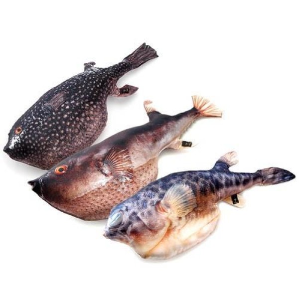韓国雑貨 お部屋のインテリアにパンチを 存在感ありすぎるリアルなお魚クッション｜かわいい｜お土産｜