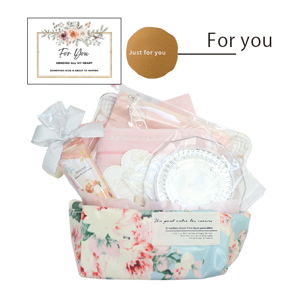 ジルスチュアート コンパクトミラー ハンカチ ハンドクリーム ポーチ