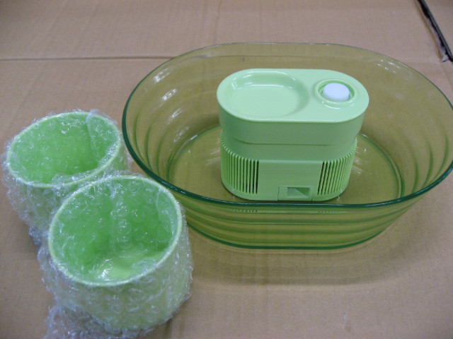 【ジャンク品、展示品】 エール 電池式流しそうめん器 〜爽〜2 クリアグリーン