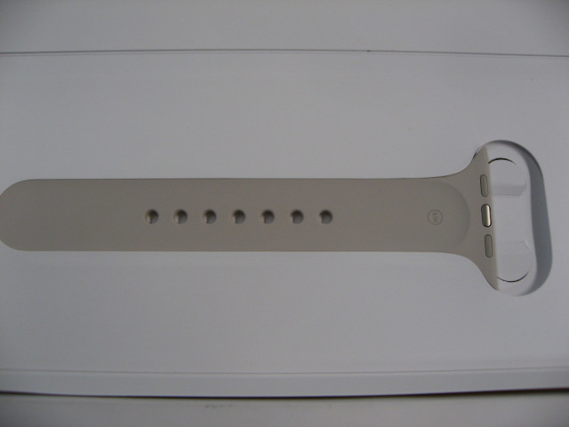 ジャンク品、パーツ欠品、片側のみ】Apple 45mm Starlight Sport ジャンク品、パーツ欠品、片側のみ】Apple 45mm Starlight Sport