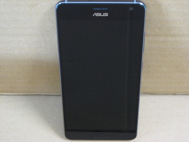 ジャンク品、本体浮きあり、シールあとあり】 ASUS(エイスース