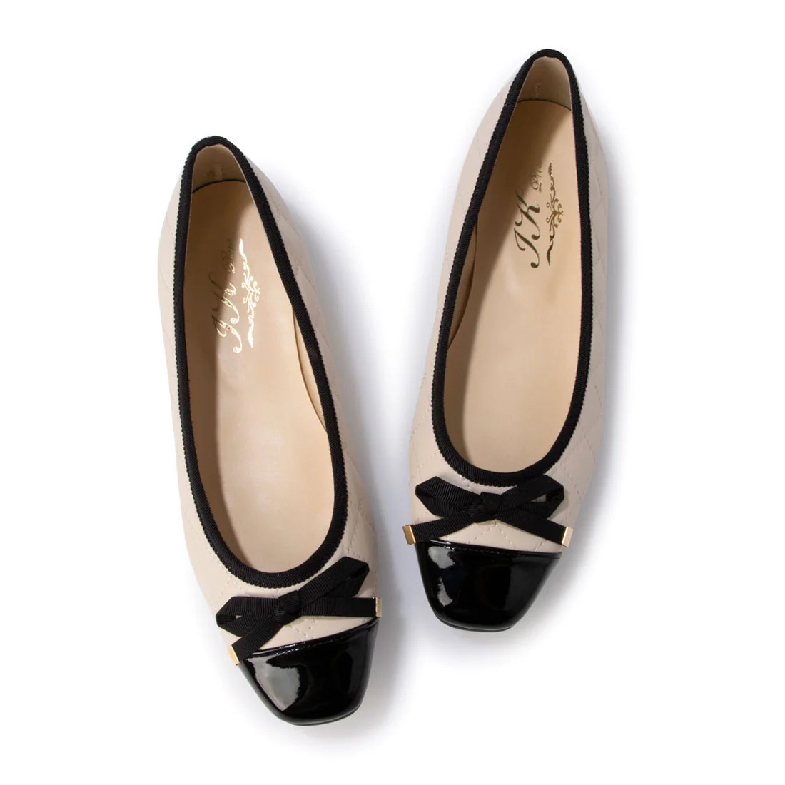 日本製 整体師監修 ラクラク美脚美姿勢 整体師と一緒につくったパンプス 153 キルティングフラットパンプス シンプル 結婚式 カジュアル フォーマル レイン対応 | IKplus | 01