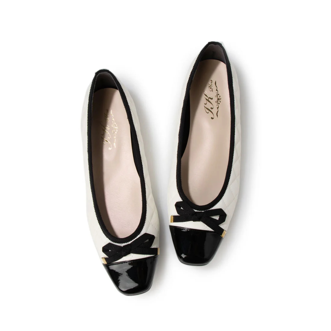 日本製 整体師監修 ラクラク美脚美姿勢 整体師と一緒につくったパンプス 153 キルティングフラットパンプス シンプル 結婚式 カジュアル フォーマル レイン対応 | IKplus | 02