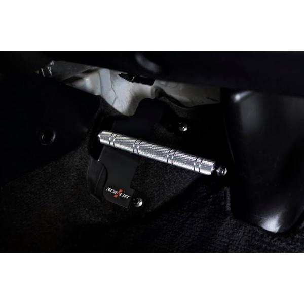 NEOPLOT/ネオプロト フットレストバーNEO 200系ハイエース 標準ボディ