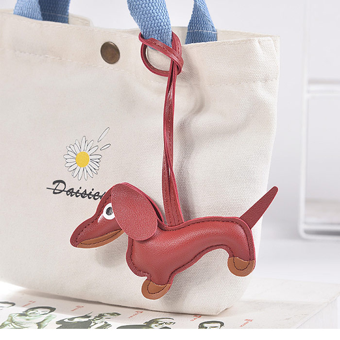 送料無料/革/皮/フェイクレザー/アクセサリー/タッセルチャーム/タッセル/チャーム/バッグチャーム/キーホルダー/カバン/鞄/かばん/バッグ/バック/おしゃれ/プレゼント/人気