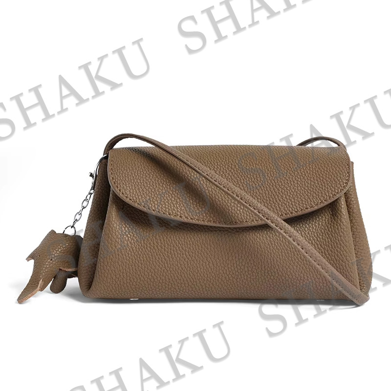新品★象ショルダーカバン★ゾウ革 バッグチャーム 象 ゾウ ショルダーバッグ 本革 ショルダー クロス