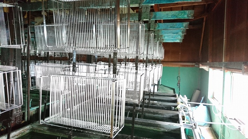 【訳あり・新品】 ＴＳＵＢＡＭＥ つっぱり 水切りラック 2段 日本製 水切りバスケット ステンレス 頑丈 丈夫 清潔 スッキリ 下村企販 水切り 水切りラッ 【2391384884】(14300円)