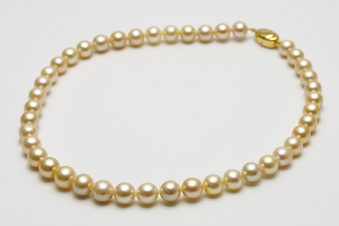 在庫低価】 真珠のネックレス9.0-10mmラウンド 大粒 ラウンドパールcg