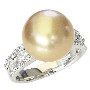 真珠:パール:リング:南洋白蝶真珠:真珠の直径:約12mm:ゴールド色:ダイヤモンド:0.55ct:Pt900:プラチナ:指輪
