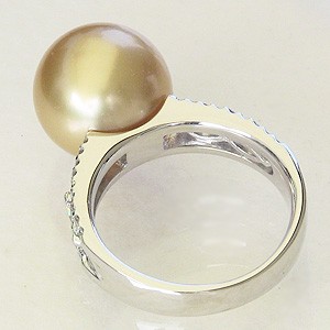 真珠:パール:リング:南洋白蝶真珠:真珠の直径:約12mm:ゴールド色:ダイヤモンド:0.55ct:Pt900:プラチナ:指輪