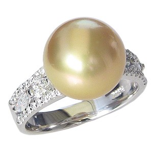 真珠:パール:リング:南洋白蝶真珠:真珠の直径:約11mm:ゴールド色:ダイヤモンド:0.52ct:Pt900:プラチナ:指輪
