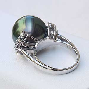 タヒチ黒蝶真珠:リング:15mm:ピーコックグリーン:ダイヤモンド:1.02ct:指輪:PT:プラチナ