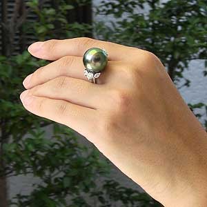 タヒチ黒蝶真珠:リング:15mm:ピーコックグリーン:ダイヤモンド:1.02ct:指輪:PT:プラチナ