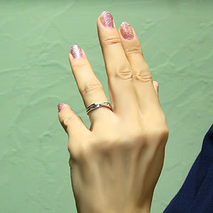 K18ホワイトゴールド ダイヤモンドリング　8号 K18ホワイトゴールドダイヤモンドリング（ピンキーリング）(RFR972