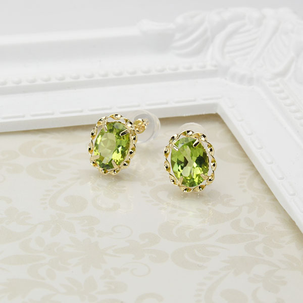 ペリドット ピアス スタッドピアス k18 18k 18金 イエローゴールド 送料無料 カジュアル アンティーク 普段使い 8月誕生石 レディース プレゼント ギフト puの画像