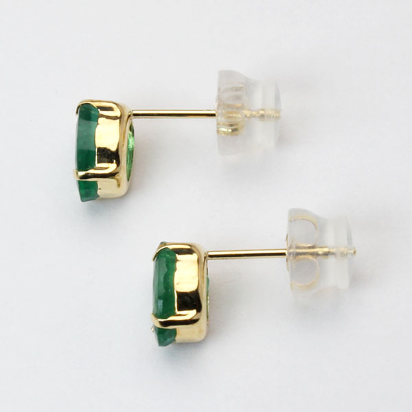 ピアス エメラルド k18 18k 18金 イエローゴールド シンプル 高品質 一