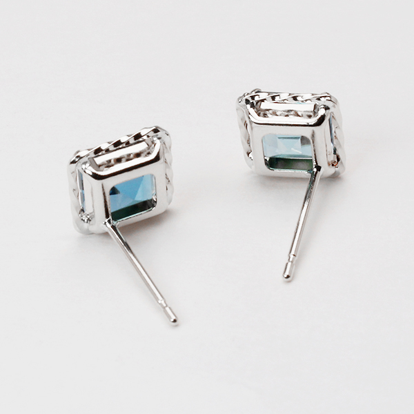 ピアス ロンドンブルートパーズ プラチナ pt900 プラチナ900