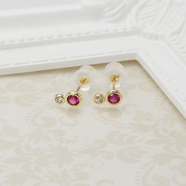 ルビー ピアス スタッドピアス ダイヤモンド 0.06ct k18 18k 18金 イエローゴールド 送料無料 シンプル 7月誕生石 4月誕生石 レディース プレゼント ギフト puの画像