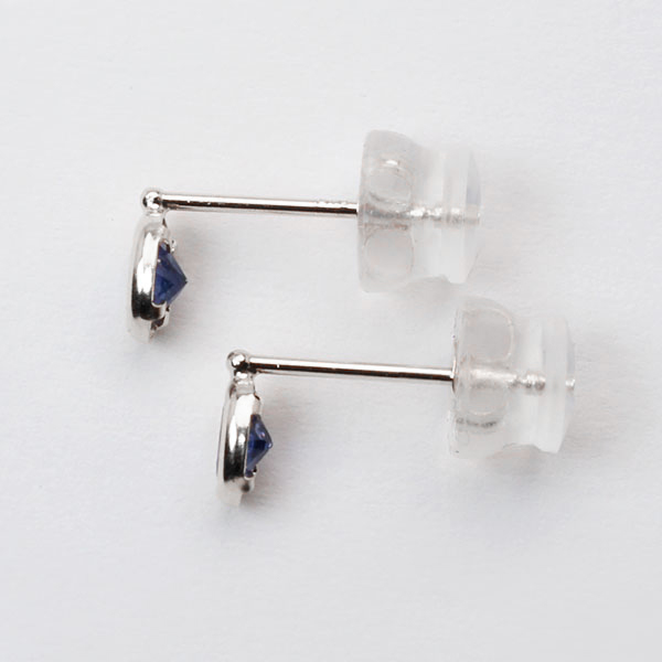 サファイア ピアス スタッドピアス プラチナ pt900 Pt プラチナ900