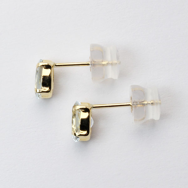 アクアマリン ピアス スタッドピアス 18金 k18 18k イエローゴールド シンプル 送料無料 カジュアル ユニセックス 男女兼用 3月誕生石 プレゼント ギフト puの画像