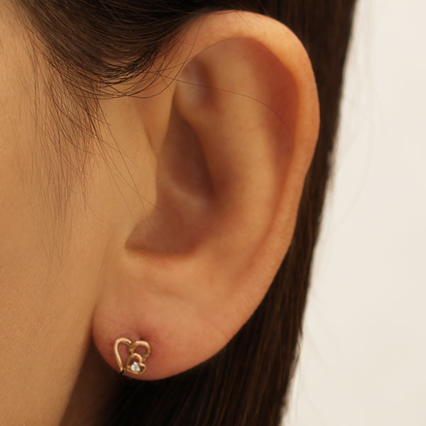 K18WGハート型ダイヤ付きスタッドピアス K18WGハート型ダイヤ付きスタッドピアス K18WGハート型ダイヤ付き