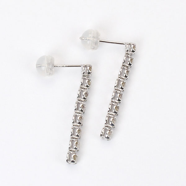 ピアス ダイヤモンド ダイヤ スタッドピアス バーピアス 18金 k18 18k