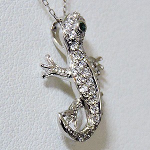 ペンダントトップ 蜥蜴 トカゲデザイン ダイヤモンド pt900 プラチナ