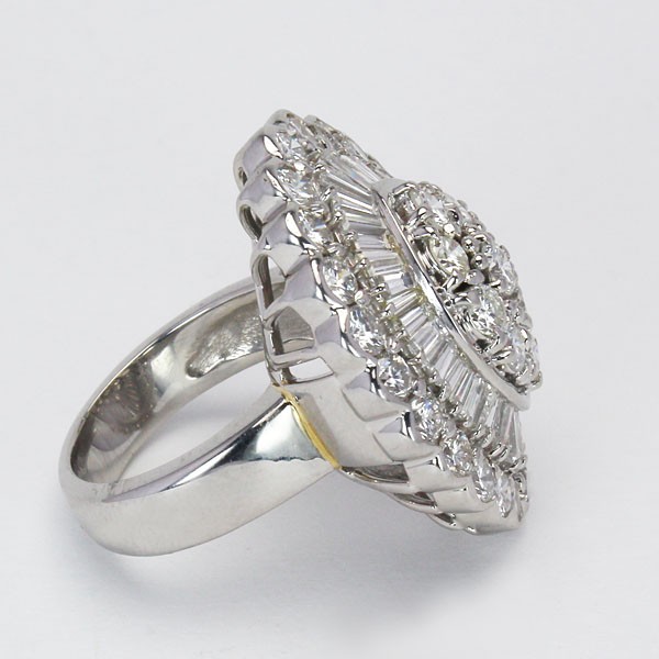 【a-77】18k 0.12カラット ダイヤモンド サークル チャーム Classic CHESS K18YG 0.7ct ダイヤモンド クローバー リング 四