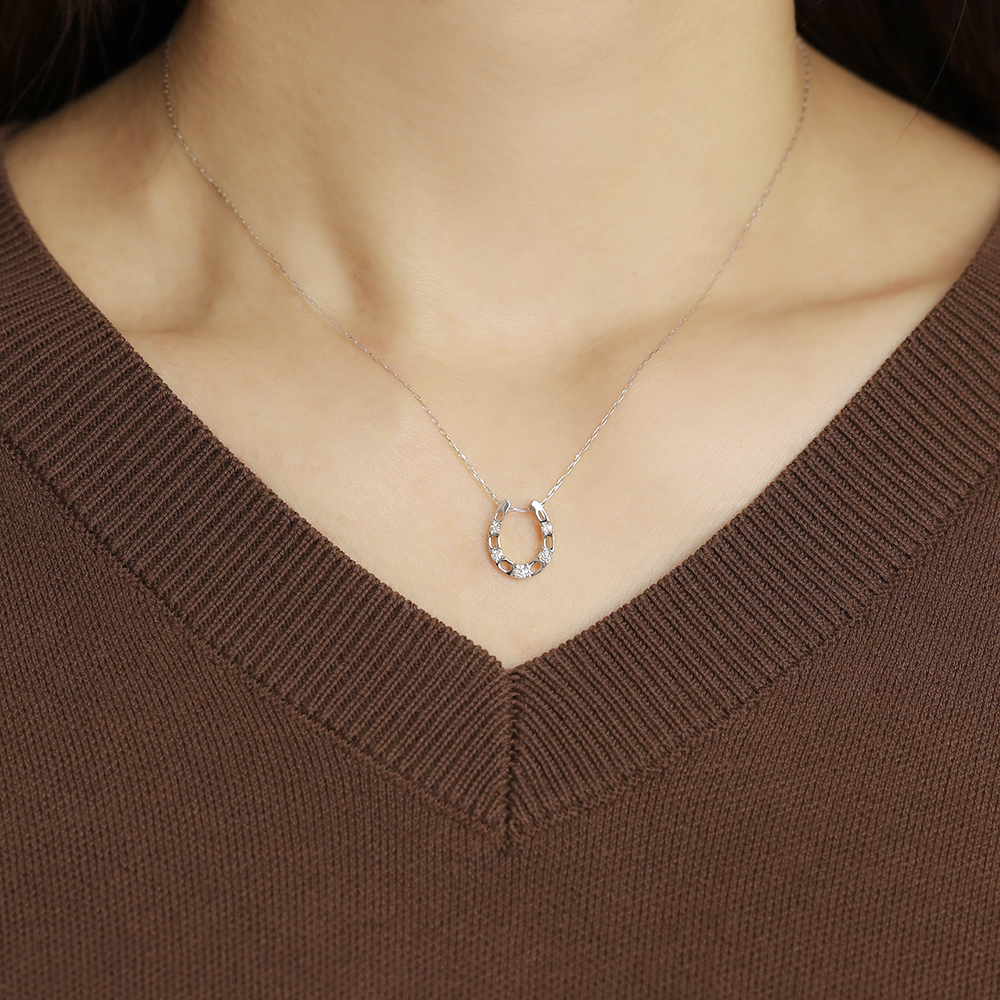 馬蹄 ネックレス ホースシュー ダイヤモンド 0.12ct プラチナ