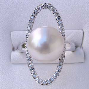 パール:南洋白蝶真珠:ダイヤモンド0.32ct:PT900:プラチナ:リング