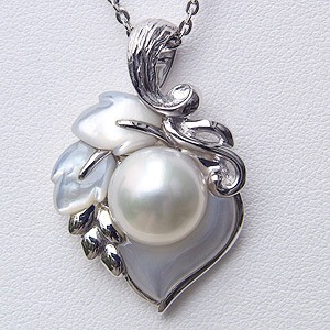 真珠 パール ネックレス 南洋白蝶真珠 白蝶貝入り シルバー チェーン