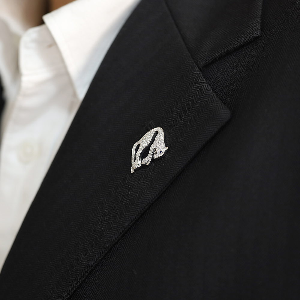 ヒョウ パンサー ラペルピン ピンブローチ ダイヤモンド 0.69ct