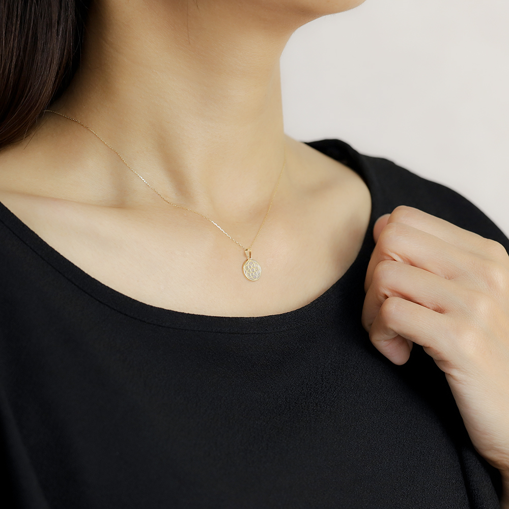 白蝶貝 シェル ネックレス k18 18金 18k イエローゴールド レディース