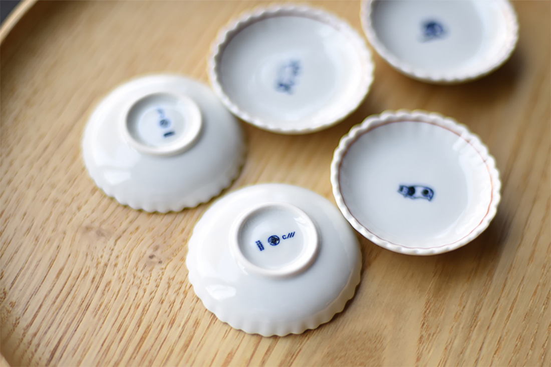 お嫁入りしました。2167様感謝　招福 赤絵菊❌花菱❌蝙蝠手塩皿5客 IMG_0002_1.webp?v=1753949887&