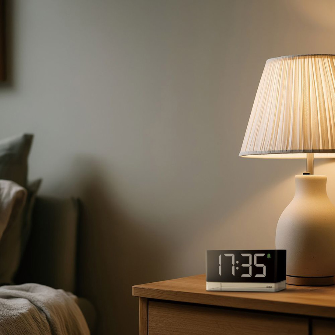 BRAUN ブラウン Digital Alarm Clock BC27B デジタルアラームクロック