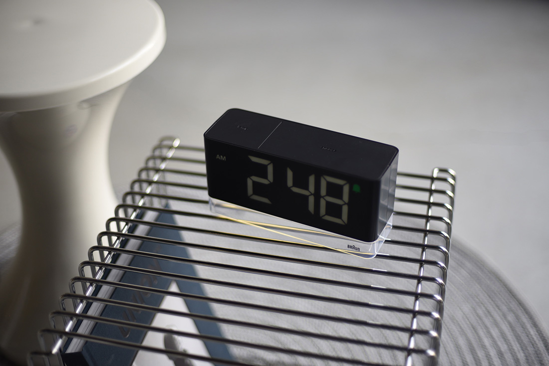 BRAUN ブラウン Digital Alarm Clock BC27B デジタルアラームクロック
