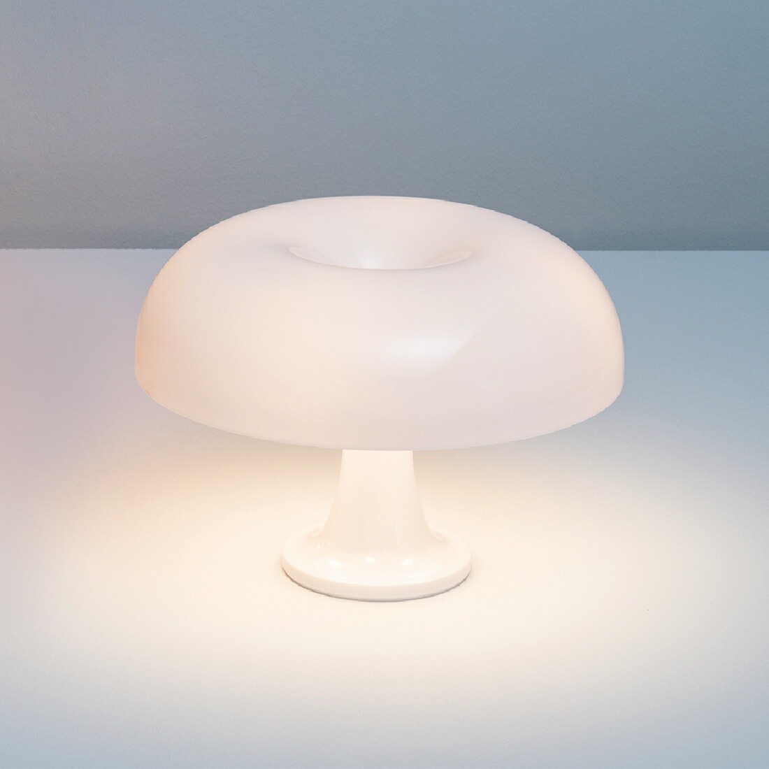 Artemide アルテミデ Nessino ネッシノ テーブルランプ ジャンカルロ