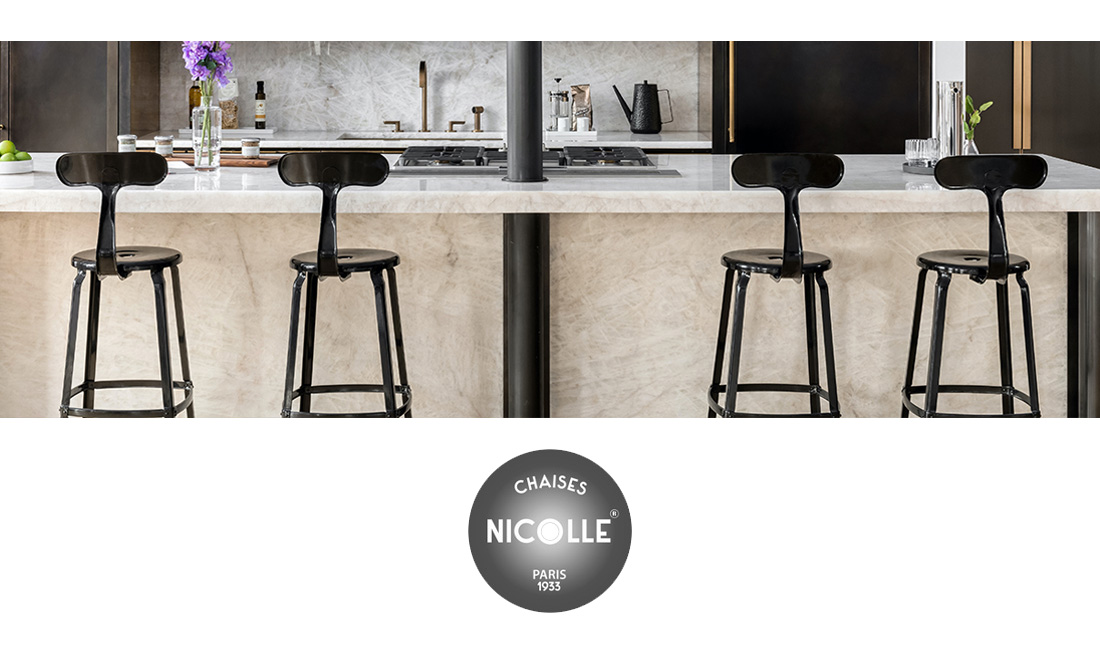 NICOLLE CHAIR Chaises Nicolle ブラック ホワイト 椅子 チェア